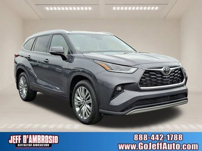 Used 2023 Toyota Highlander Platinum