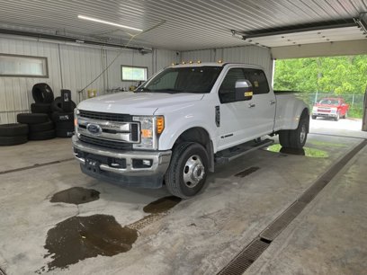 Used 2017 Ford F350 4x4 Crew Cab DRW Super Duty