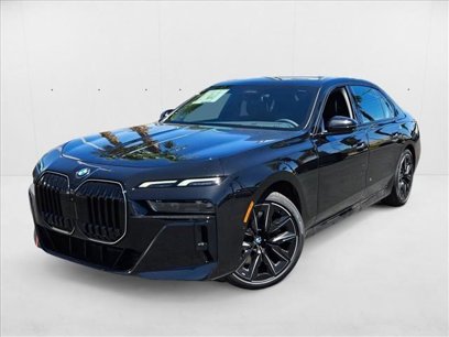 New 2025 BMW 740i w/ Premium Package