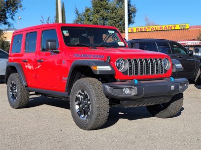 New 2025 Jeep Wrangler Unlimited Rubicon 4xe w/ Convenience Group