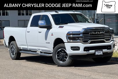 New 2025 RAM 3500 Laramie w/ Towing Technology Group