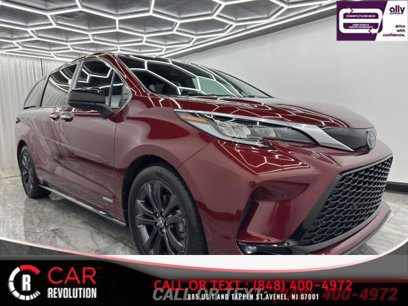 Used 2021 Toyota Sienna XSE