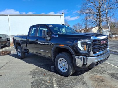 New 2025 GMC Sierra 2500 Pro