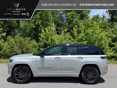 New 2025 Jeep Grand Cherokee Summit