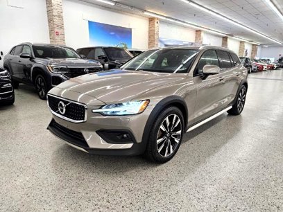 Used 2020 Volvo V60 T5 Cross Country w/ Cross Country Pro Package