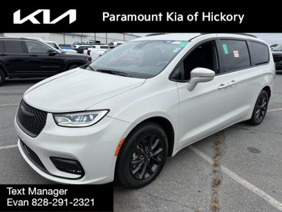 Used 2021 Chrysler Pacifica Touring w/ S Appearance Package