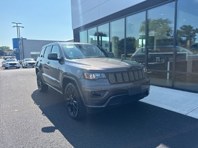 Used 2019 Jeep Grand Cherokee Altitude
