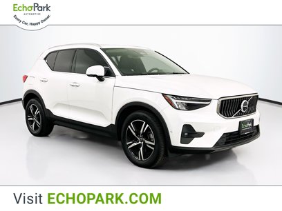 Used 2023 Volvo XC40 B5 Plus