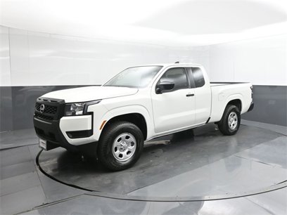 New 2025 Nissan Frontier S