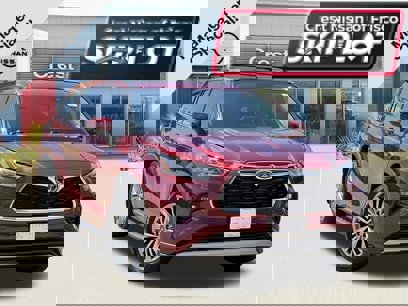 Used 2022 Toyota Highlander Platinum