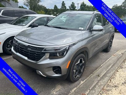 Used 2025 Kia Seltos EX w/ EX Sunroof Package