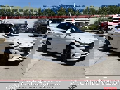 Used 2021 Hyundai Elantra Blue