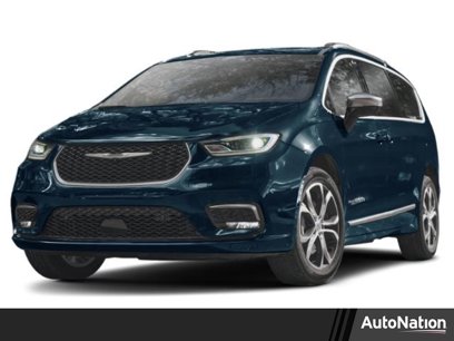 New 2025 Chrysler Pacifica Select