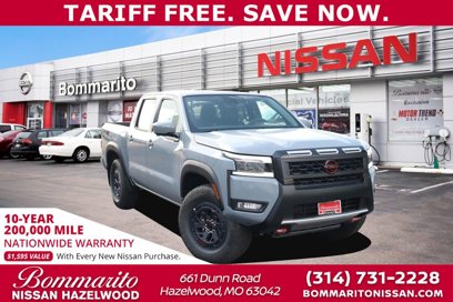New 2025 Nissan Frontier PRO-4X w/ Pro Premium Package