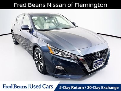 Certified 2022 Nissan Altima 2.5 SV w/ SV Premium Package