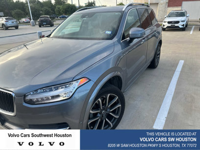 Used 2018 Volvo XC90 T5 Momentum w/ Convenience Package