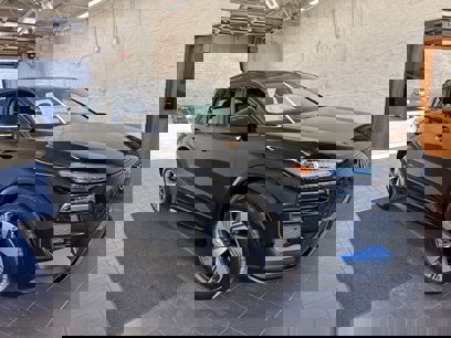 New 2025 Audi Q6 e-tron Prestige