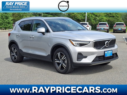 Certified 2025 Volvo XC40 B5 Core
