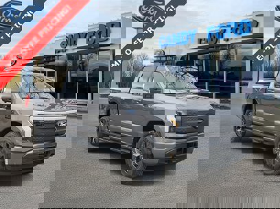 New 2025 Ford F150 Lightning XLT