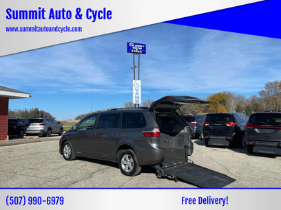Used 2015 Toyota Sienna LE