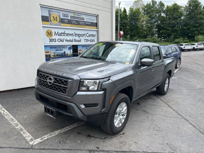 Used 2023 Nissan Frontier SV