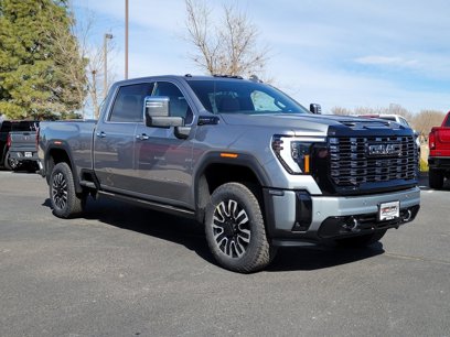 New 2025 GMC Sierra 2500 Denali Ultimate w/ Max Trailering Package
