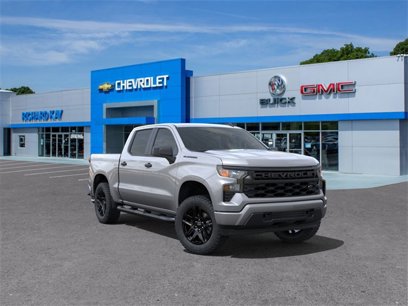New 2025 Chevrolet Silverado 1500 Custom w/ Turbomax Blackout Package