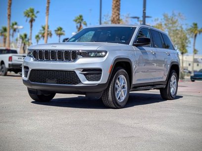 New 2025 Jeep Grand Cherokee Laredo X w/ Luxury Tech Group I