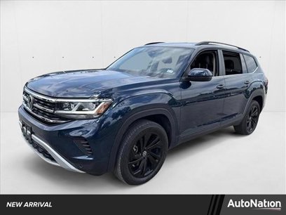 Used 2022 Volkswagen Atlas SE w/ Black Wheel Package