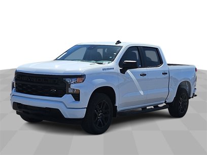 New 2025 Chevrolet Silverado 1500 Custom w/ Turbomax Blackout Package