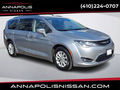 Used 2019 Chrysler Pacifica Touring-L