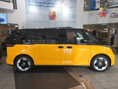 New 2025 Volkswagen ID. Buzz Pro S