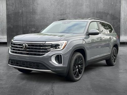 New 2025 Volkswagen Atlas SE