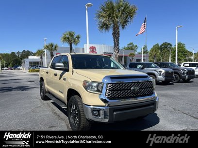 Used 2018 Toyota Tundra SR5 w/ SR5 Upgrade Package
