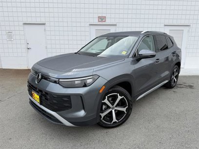 New 2025 Volkswagen Tiguan SE
