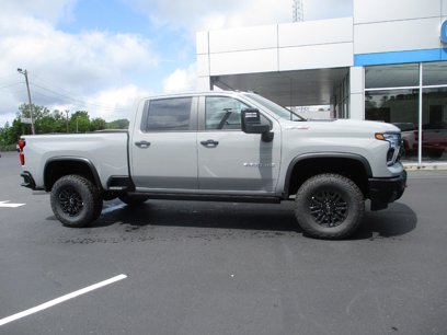 New 2025 Chevrolet Silverado 2500 ZR2 w/ Technology Package