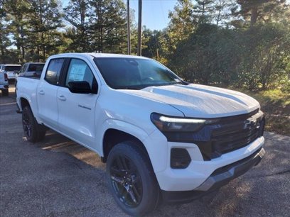 New 2024 Chevrolet Colorado Z71 w/ Z71 Convenience Package 2