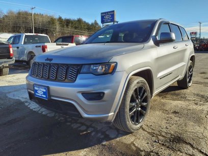 Used 2018 Jeep Grand Cherokee Altitude