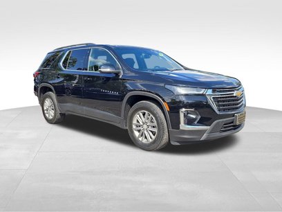 Used 2023 Chevrolet Traverse LT
