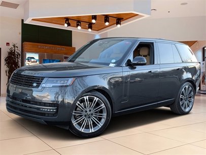 New 2025 Land Rover Range Rover SE