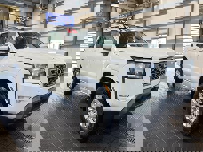 Used 2023 Nissan Frontier SV w/ SV Convenience Package