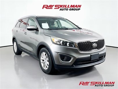 Used 2016 Kia Sorento LX w/ LX Convenience Package