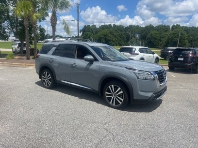 Used 2024 Nissan Pathfinder Platinum