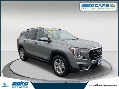 Used 2024 GMC Terrain SLE w/ Driver Convenience Package