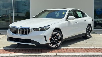 New 2026 BMW 530i w/ Premium Package
