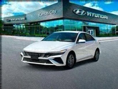 New 2025 Hyundai Elantra Blue