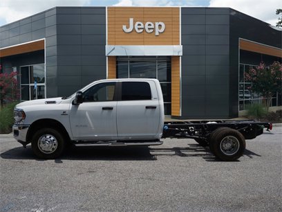 New 2024 RAM 3500 SLT w/ Quick Order Package 2YG SLT