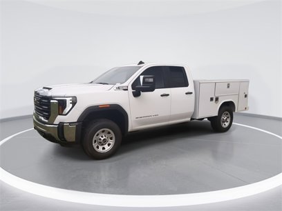 New 2025 GMC Sierra 3500 Pro w/ Convenience Package