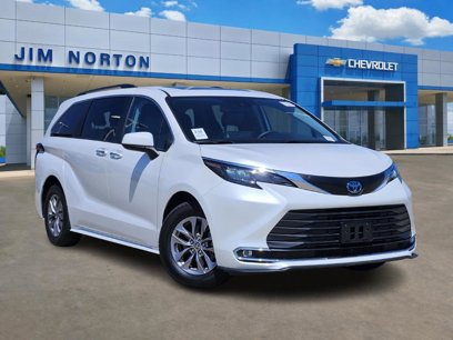 Used 2024 Toyota Sienna XLE