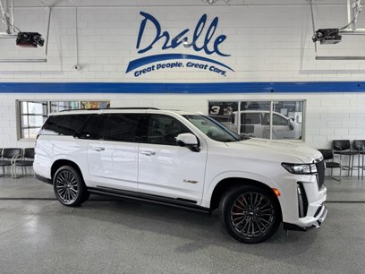 Used 2023 Cadillac Escalade ESV V